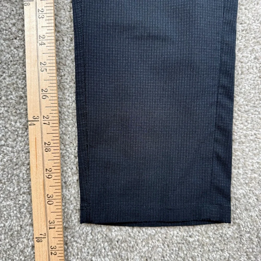 Lululemon Mens Navy Ripstop Performance Pants Size 28x31 Stretch Travel Golf